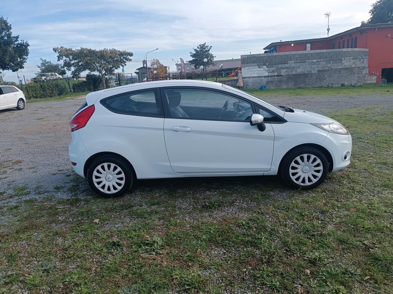 Ford Fiesta Fiesta 1.4 3 porte Bz.- GPL