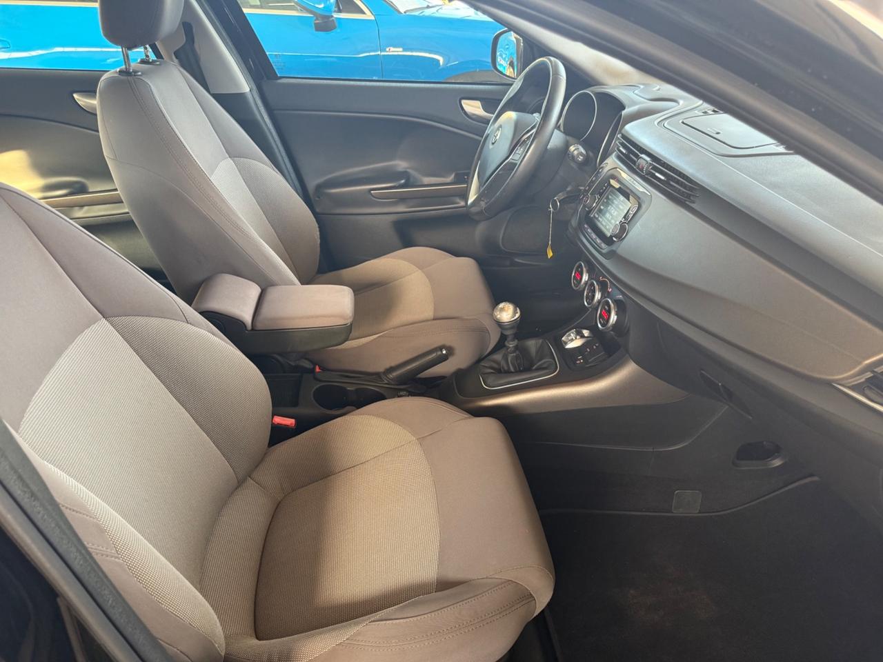 Alfa Romeo Giulietta 2.0 JTDm-2 150 CV Distinctive