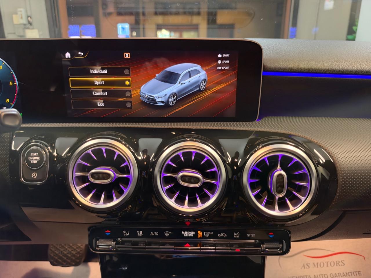 Mercedes-benz A 180 d Premium AMG Finanziabile