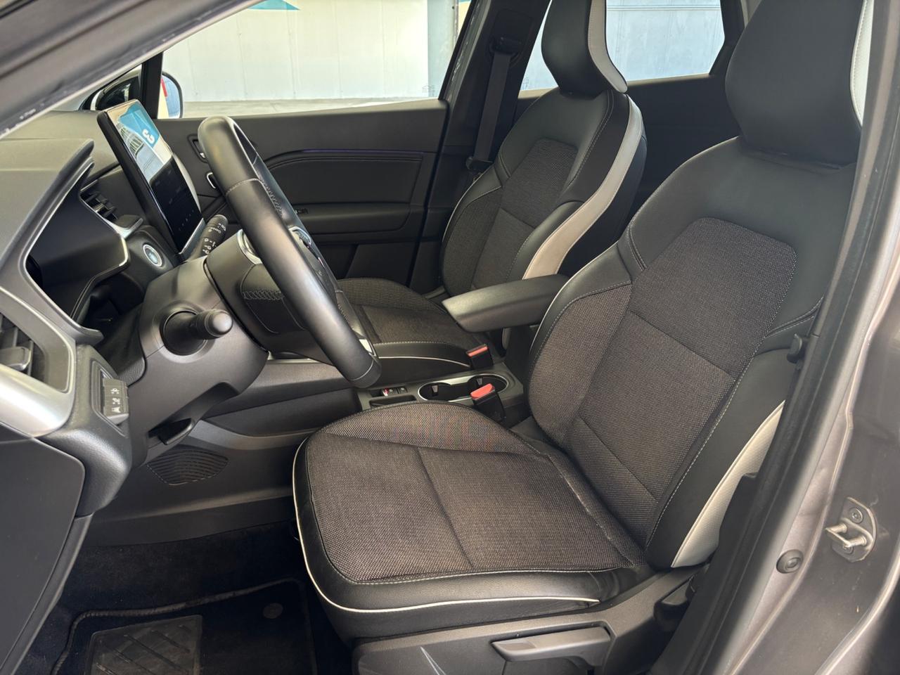 Renault Captur Full Hybrid E-Tech EURO 6