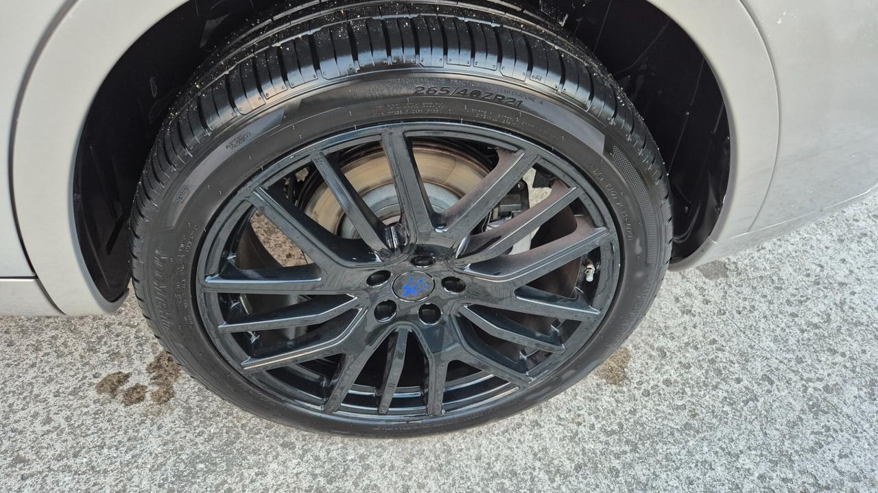 Maserati Levante V6 Diesel 275 CV AWD