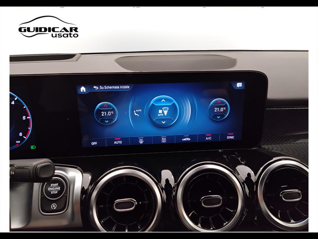 Mercedes-Benz GLB - X247 2019 - GLB 200 d Premium Easy Tech auto