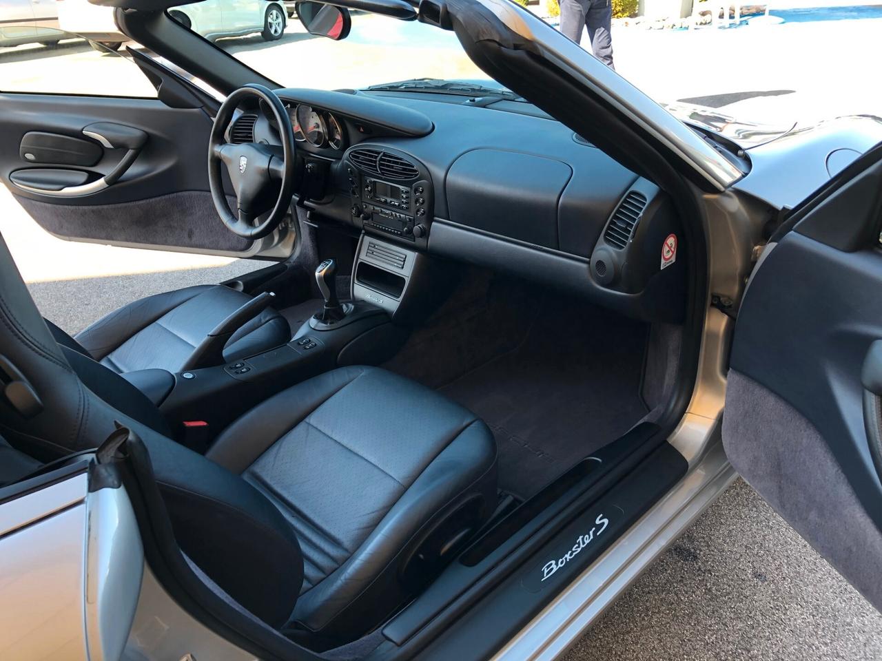 Porsche Boxster 3.2i 24V cat S 26400 km
