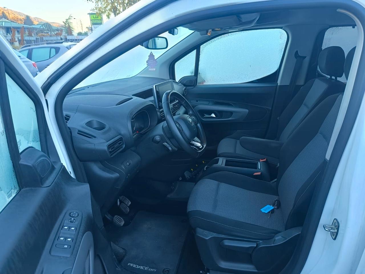 Toyota Proace Verso 1.5D Executive