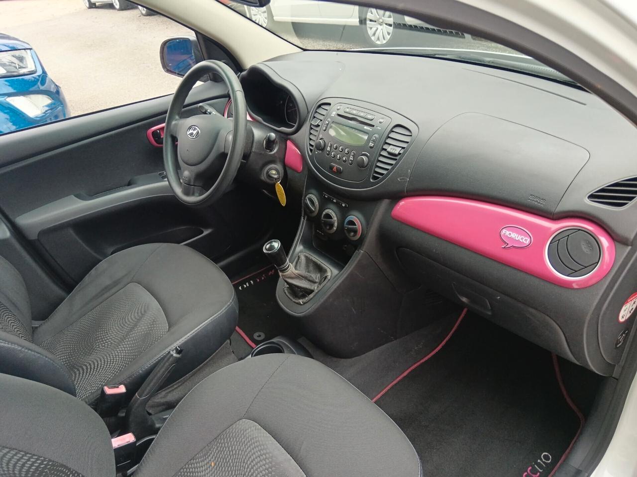 Hyundai i10 1.1 12V FIORUCCI RETROCAMERA