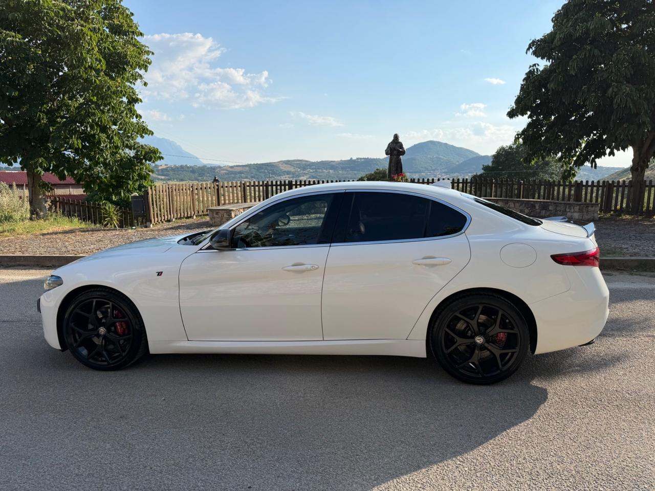 Alfa Romeo Giulia 2.0 Turbo 200 CV AT8 Ti