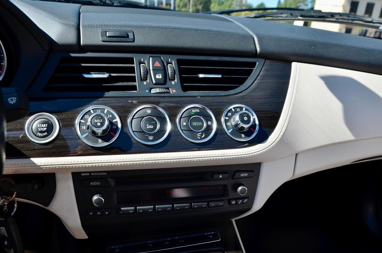 BMW Z4 SDRIVE30i 258cv MANUALE, PERFETTAMENTE FUNZIONANTE, SERVICE BOOK PRESENTE, XENO, PERMUTE