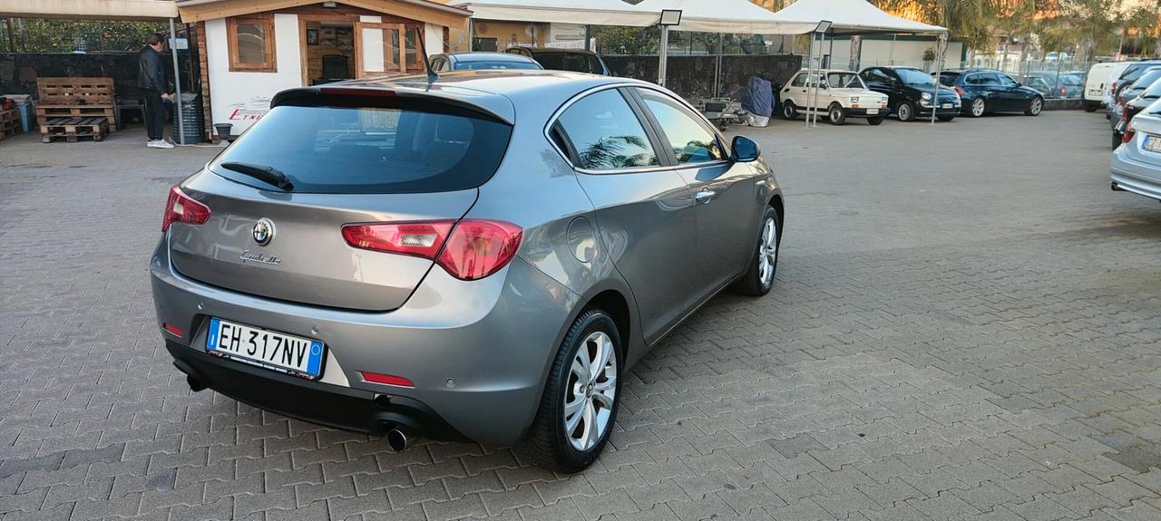 Alfa Romeo Giulietta 2.0 JTDm-2 140 CV