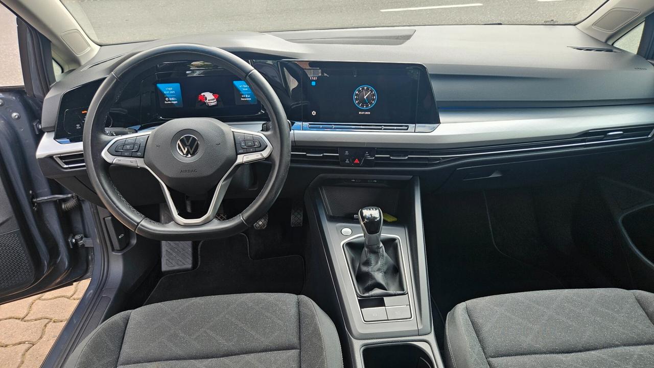 Volkswagen Golf 1.0 tsi evo Life 110cv ACC- NAVY-CARPLAY-