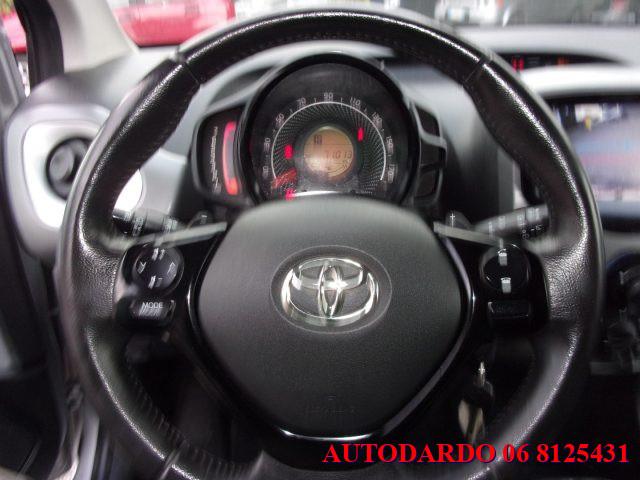 TOYOTA Aygo 1.0 VVT-i 69 CV 5 porte x-business MMT