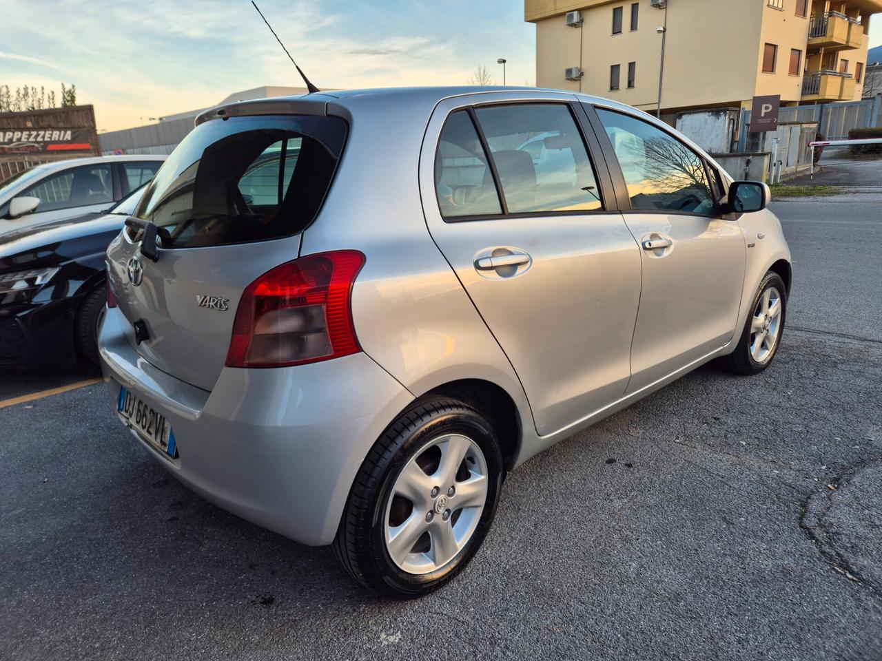Toyota Yaris 1.4 D-4D 5 porte Sol BELLA!!!!!!!!!!!!!!