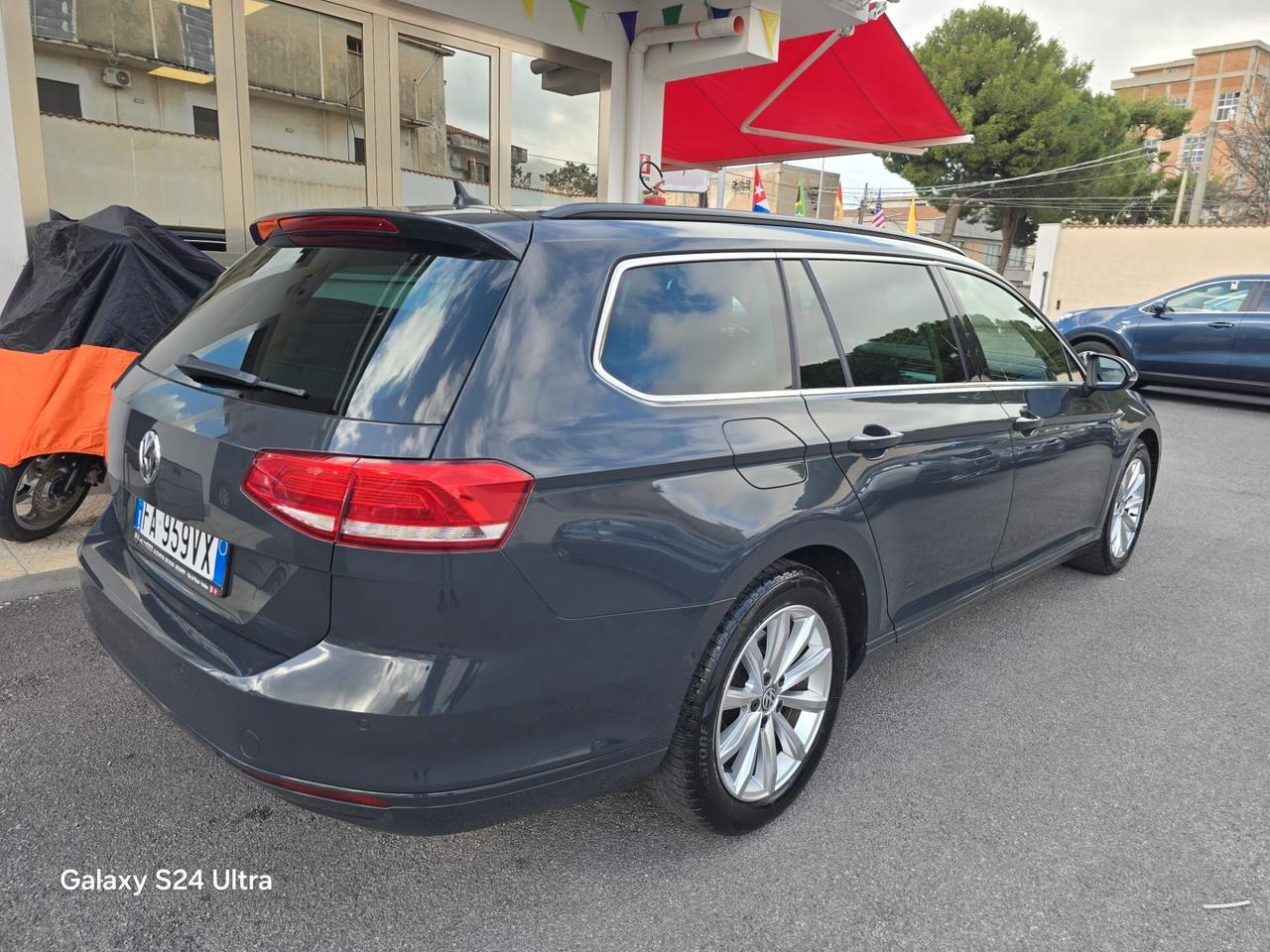 Volkswagen Passat 1.6 TDI DSG Comfortline BlueMotion Technology