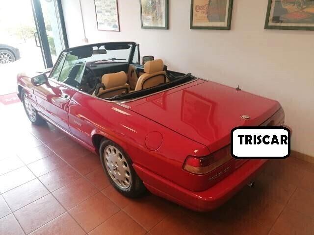 Alfa Romeo Spider 2000