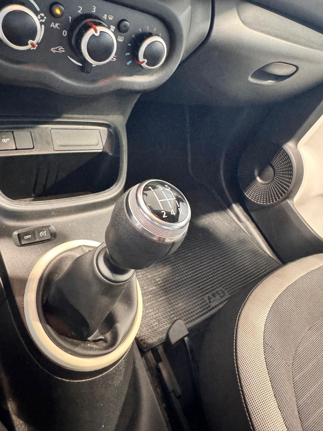 Renault Twingo SCe 65 CV Intens
