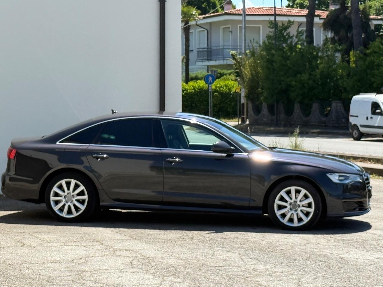 Audi A6 2.0 TDI 190 CV ultra S tronic Business