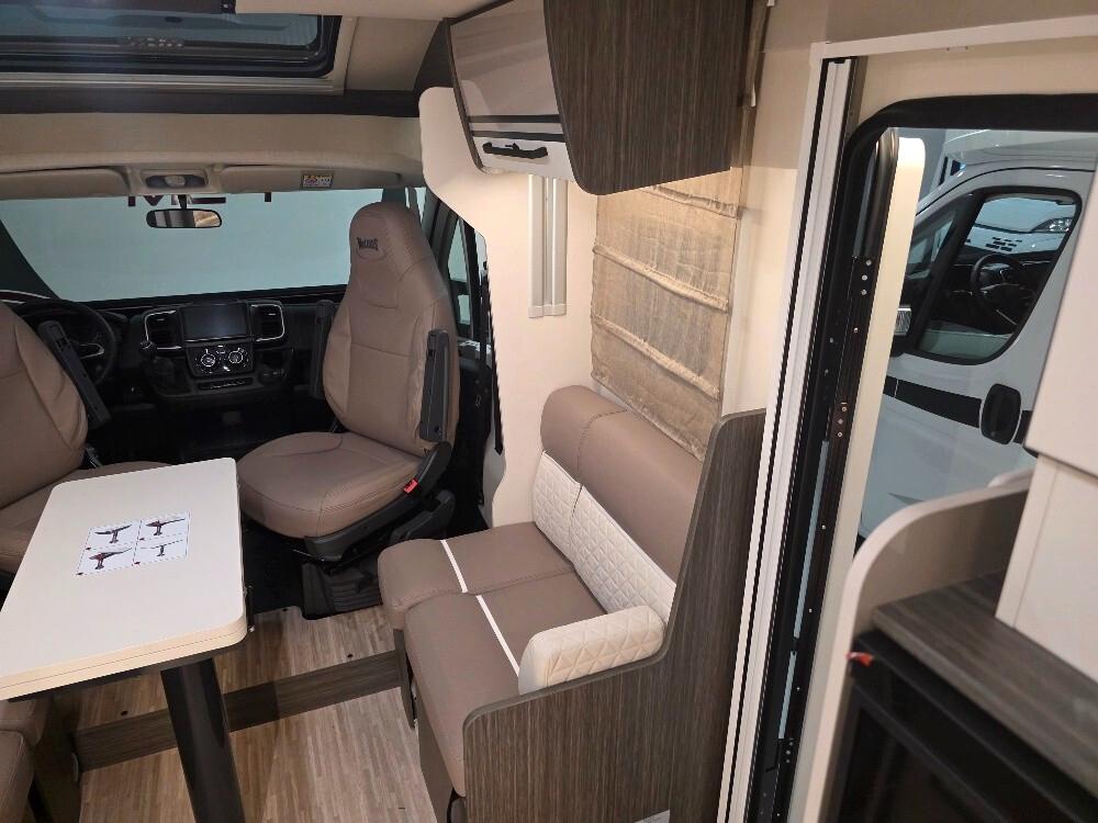 CAMPER MCLOUIS MC4 870