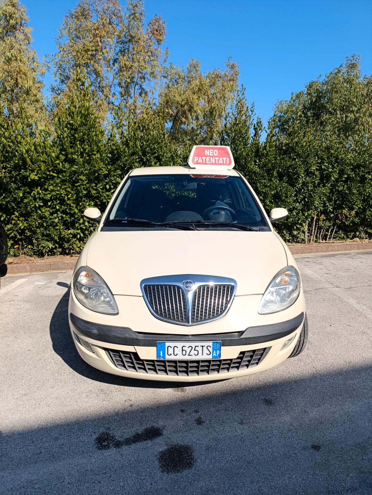 Lancia Ypsilon 1.2