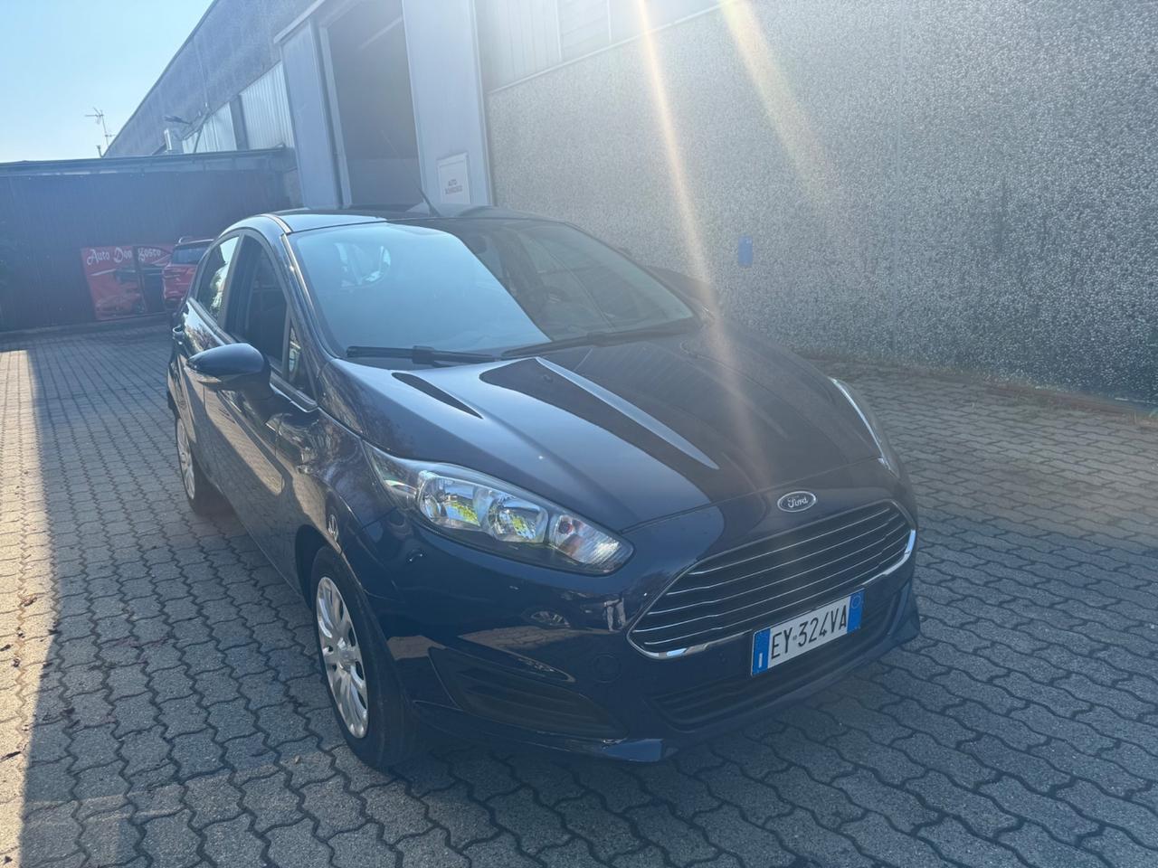 Ford fiesta 2015 1.2 benzina 5p x neopatentati