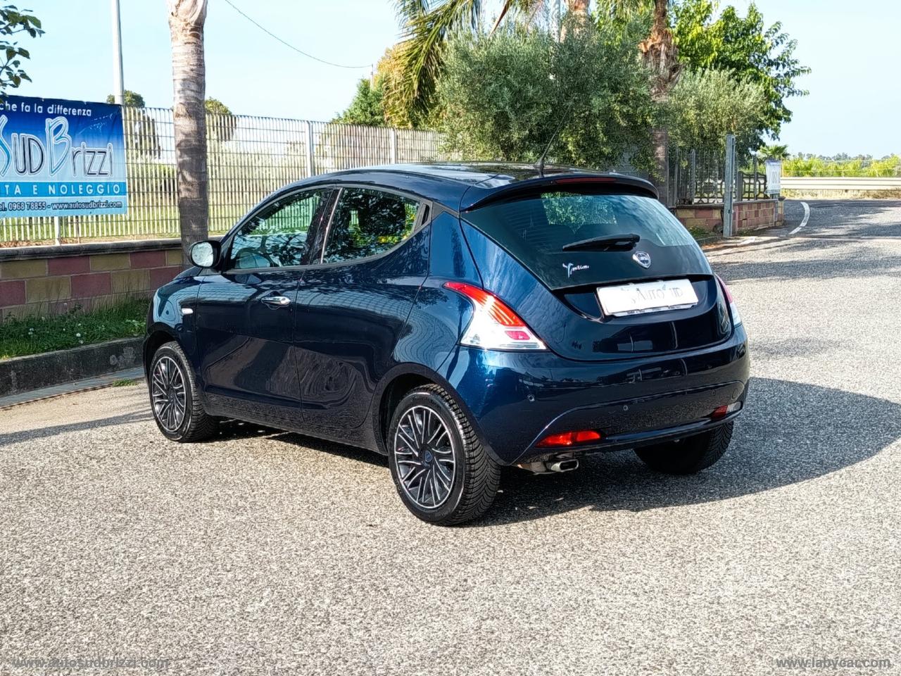 LANCIA Ypsilon 1.2 69 CV 5p. S&S Gold