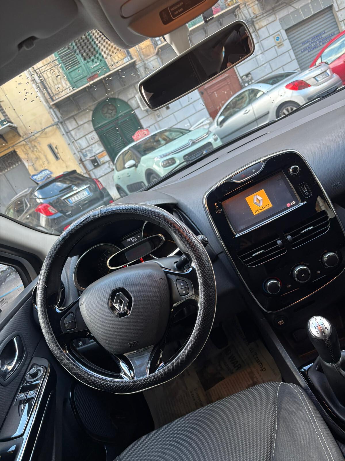 Renault Clio 1.2 75CV GPL 5 porte Live FINANZIABILE NEOPATENTATI