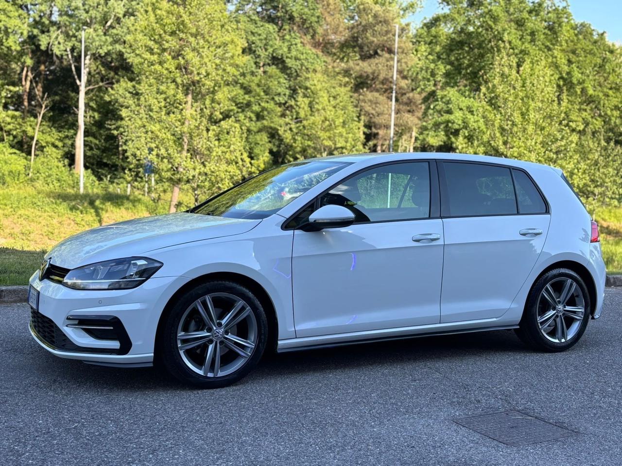 Volkswagen Golf 1.5 TSI R-LINE DSG 5p. Sport BlueMotion Technology