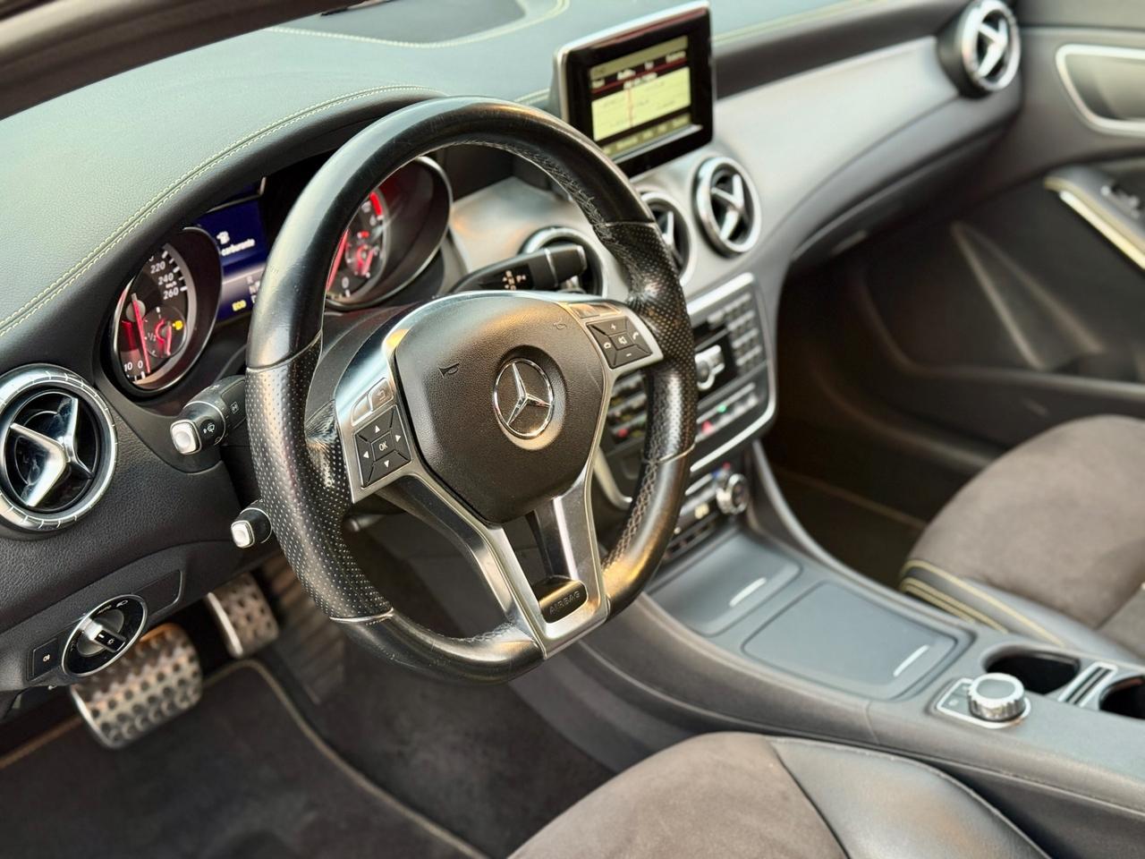 Mercedes-benz CLA 220 CDI Automatic EDITION 1 AMG