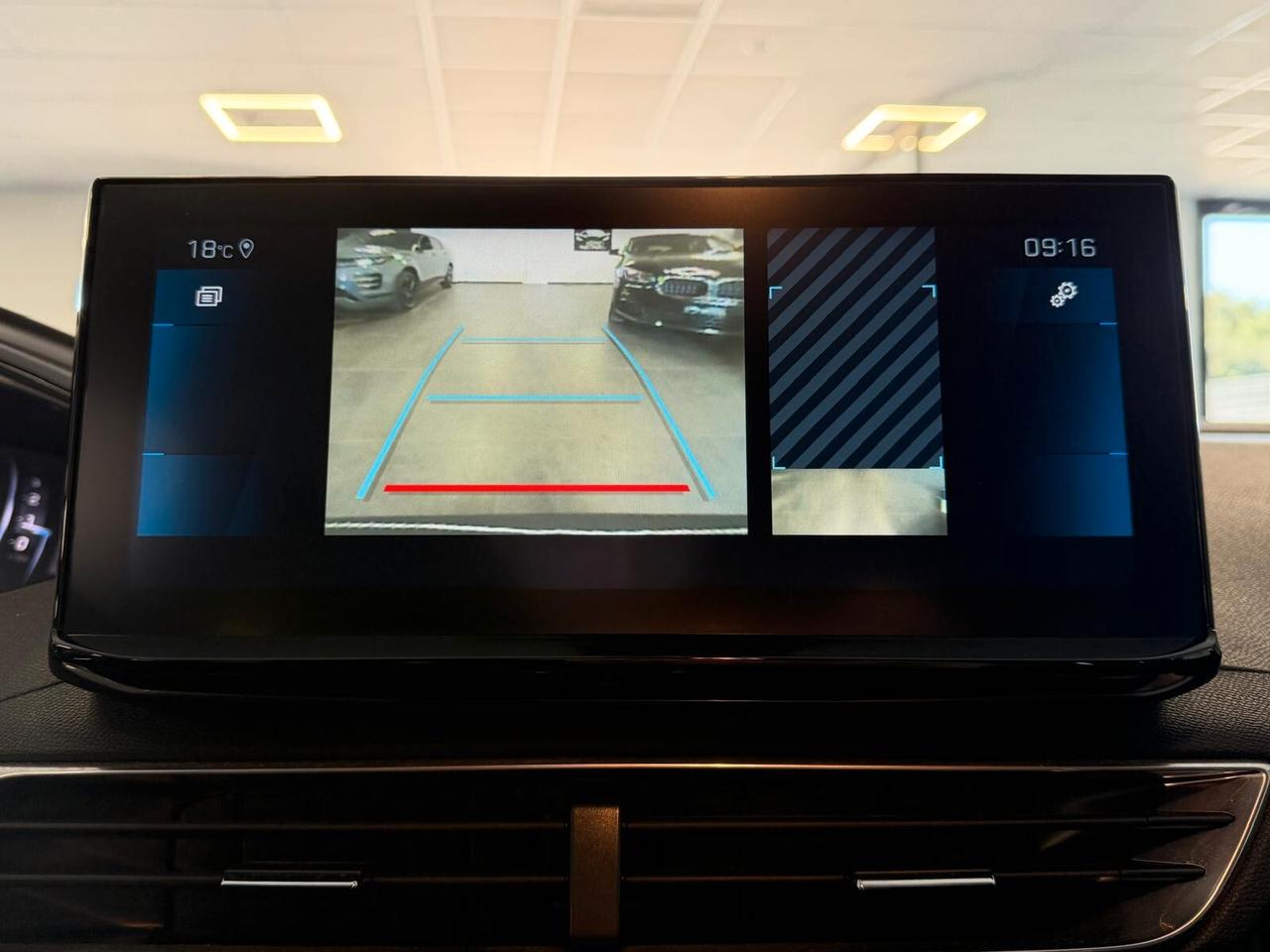 PEUGEOT 3008 1.5 EAT8 130CV 96KW NAVI CRUISE CAM ANNO 2021