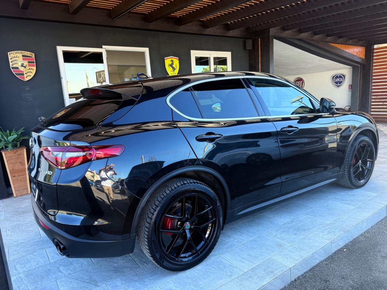 Alfa Romeo Stelvio 2.2 Turbodiesel 210 CV AT8 Q4 B-Tech