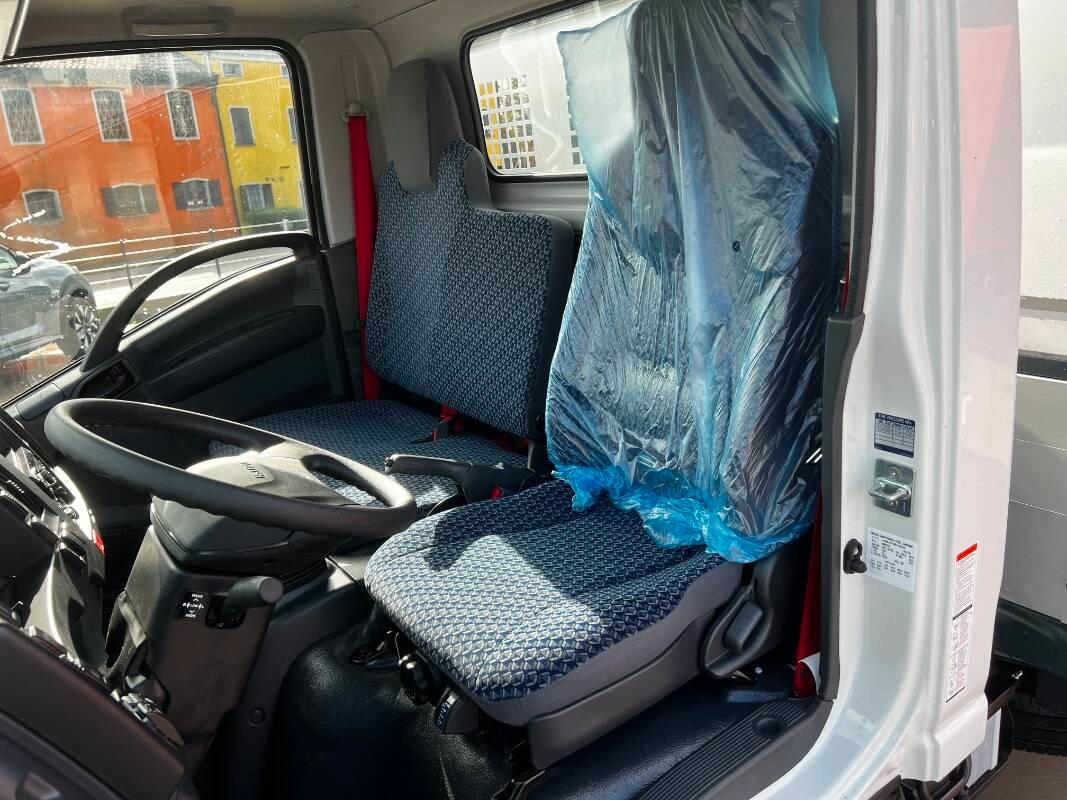 Isuzu M 21 TT Passo E ribaltabile trilaterale