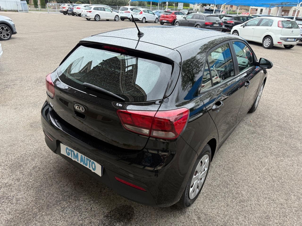 Kia Rio 1.2 Benzina 84CV - Neopatentati