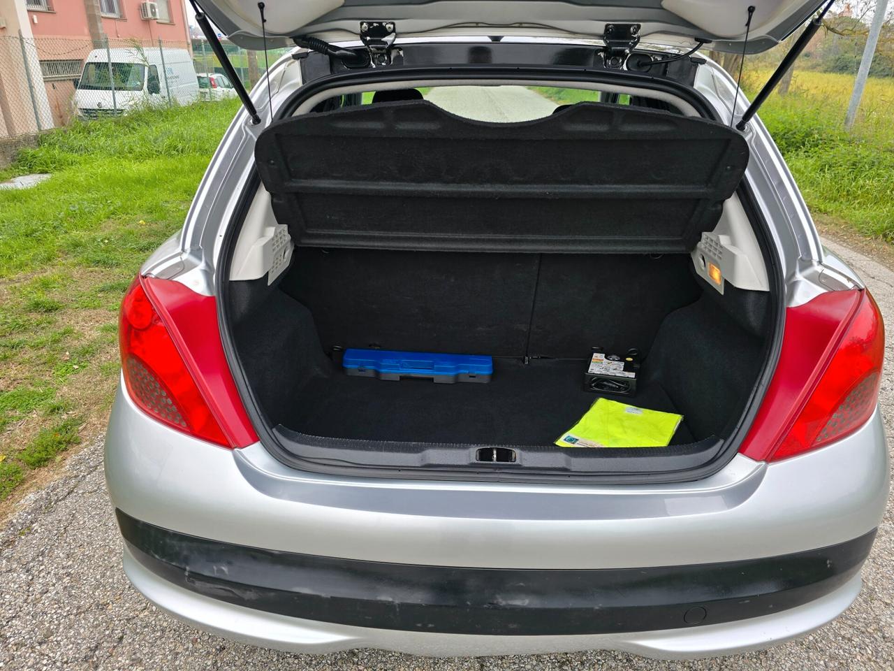 Peugeot 207 1.4 GPL con GARANZIA- NEOPATENTATI