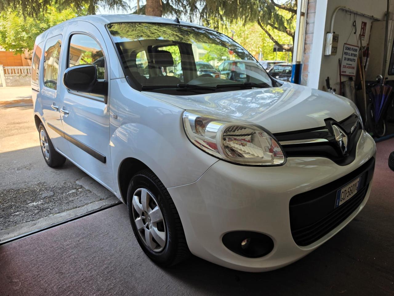 Renault Kangoo Blue dCi 8V 95 CV 5 porte Limited2 rater da 99,00