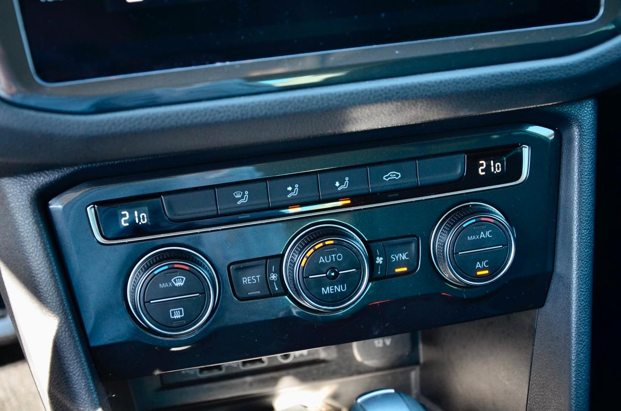 VOLKSWAGEN TIGUAN 2.0 TDI ADVANCED R-LINE 150cv DSG, UFF ITALIANA, EURO 6D, FARI LED, APPLE ANDROID, PERMUTE