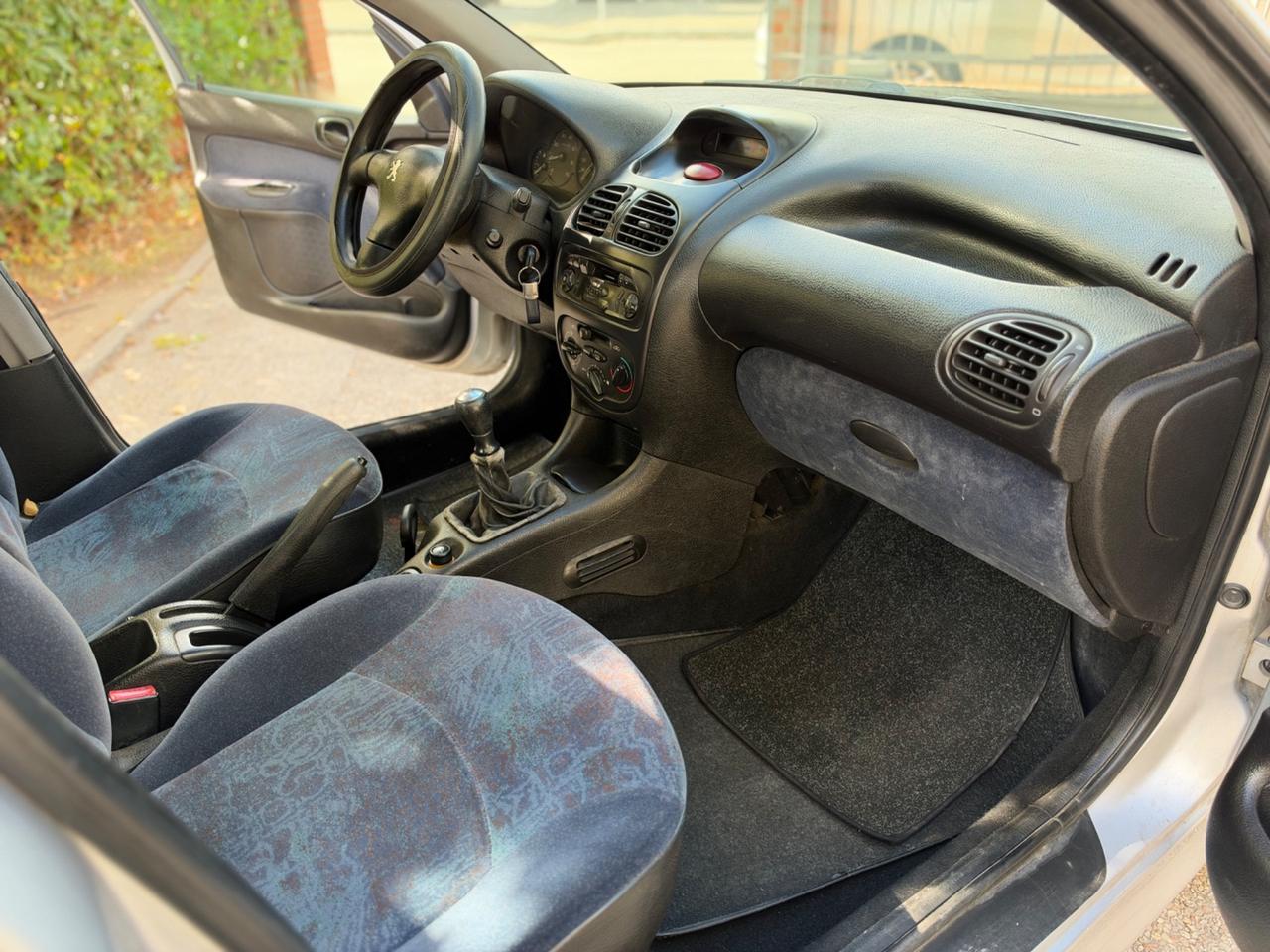 Peugeot 206 1.1 5p. XT GPL