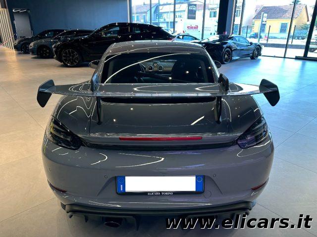 PORSCHE 718 Cayman 4.0 GT4 RS
