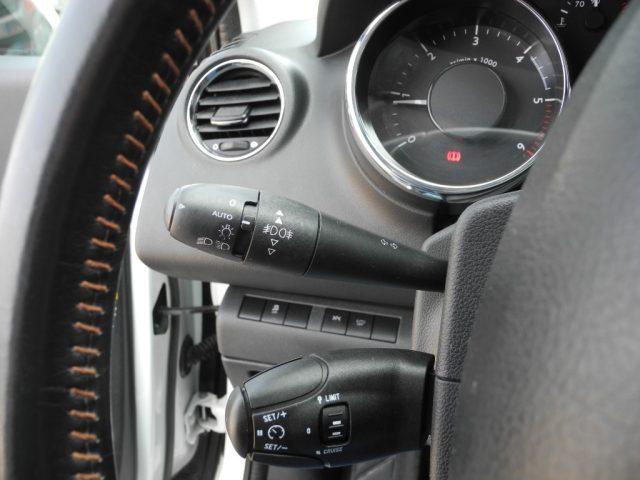 PEUGEOT 3008 BlueHDi 120cv S&S "Modello Speciale" - DA VETRINA