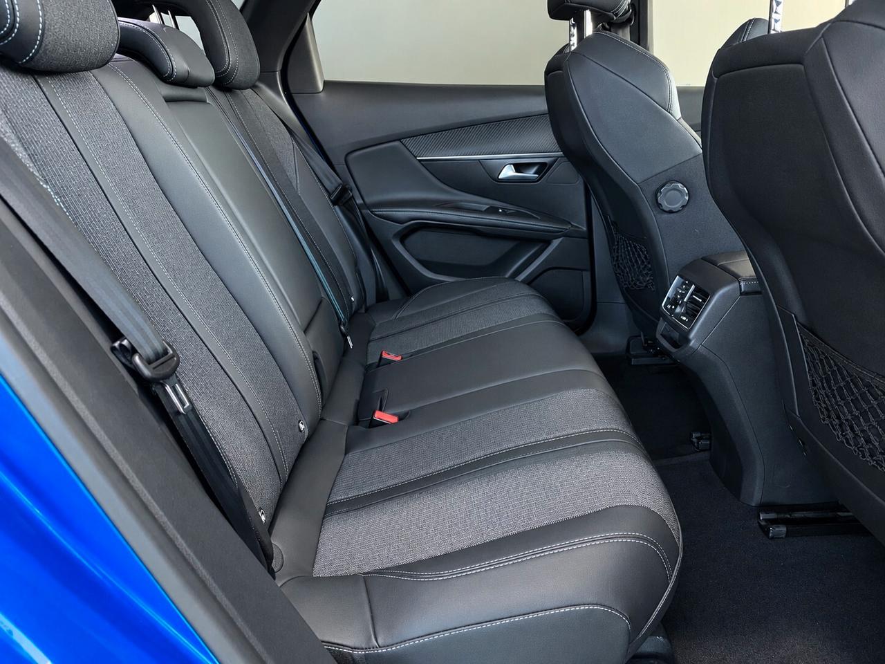 Peugeot 3008 BlueHDi 130 S&S EAT8 Allure Pack-11/2021