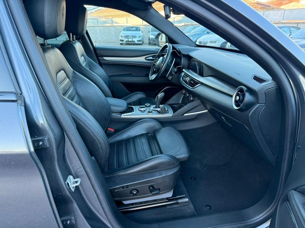 Alfa Romeo Stelvio 2.2 Turbodiesel 210 CV AT8 Q4 Veloce