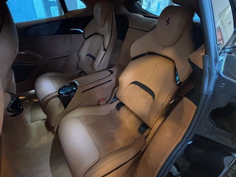 Ferrari Purosangue 6.5 V12 F1 DCT 4WD