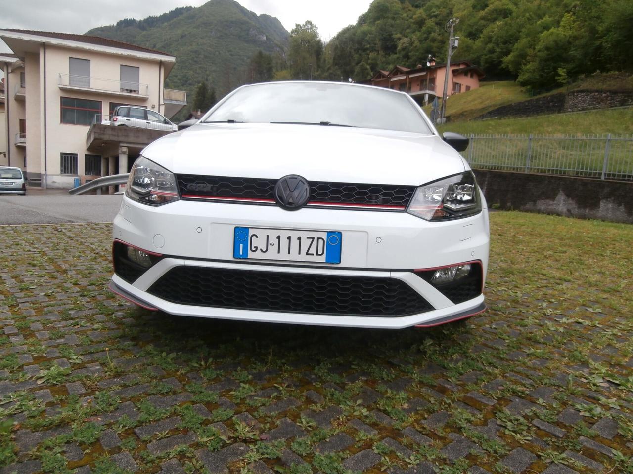 Volkswagen Polo GTI 1.8 5p. DSG 300CV