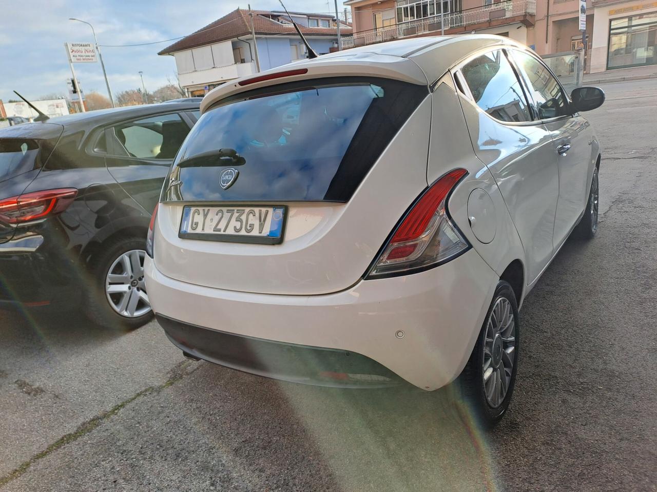 Lancia Ypsilon 1.3 MJT 16V 95 CV 5 porte S&S Gold