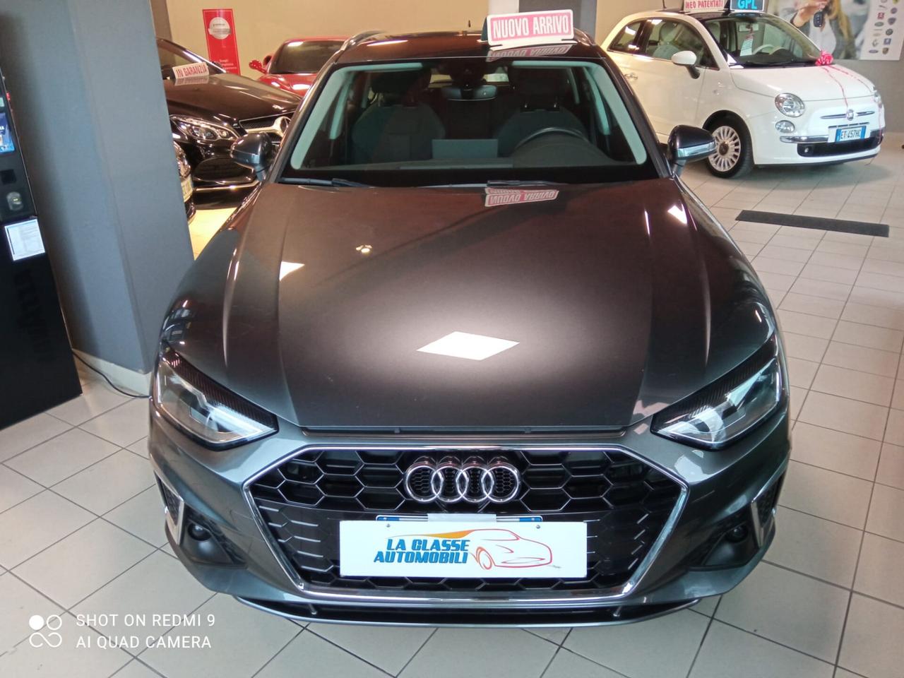 Audi A4 Avant 30 TDI/136 CV S tronic S line edition