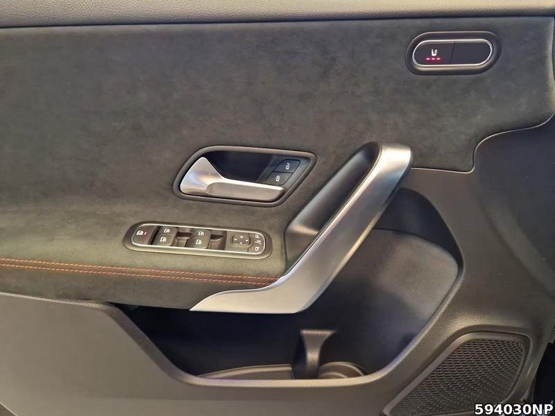Mercedes-Benz Classe A A 200 AMG Line Advanced Plus MULTIBEAM LED CAMERA 360 MBUX