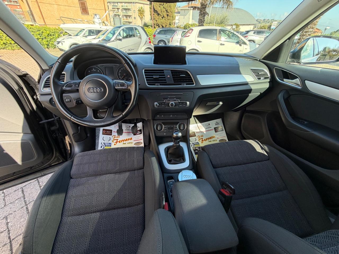 Audi Q3 2.0 TDI 120 CV Business