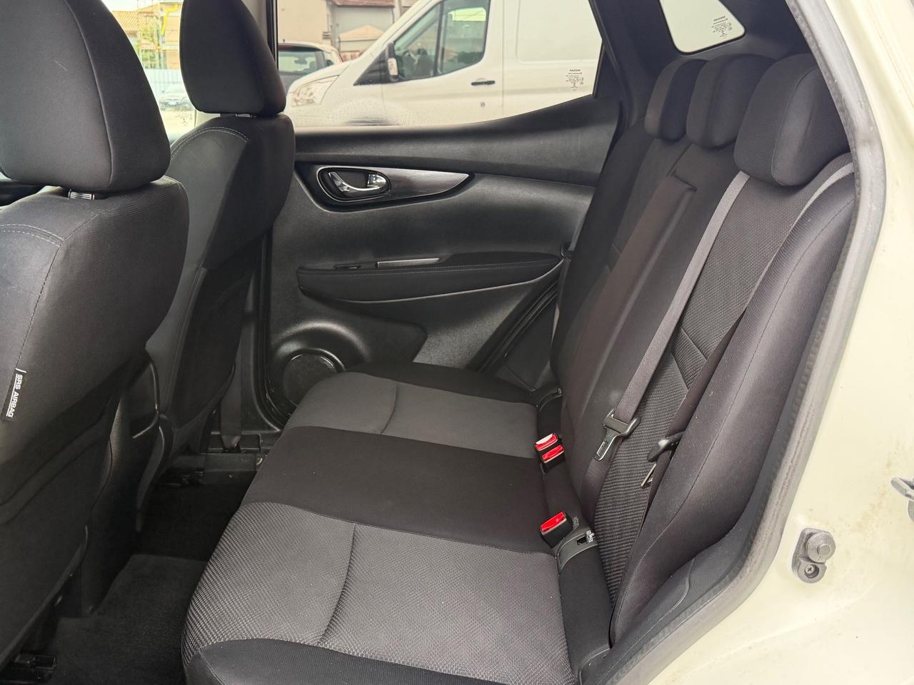 Nissan Qashqai 1.2 DIG-T N-Connecta Neopatentati