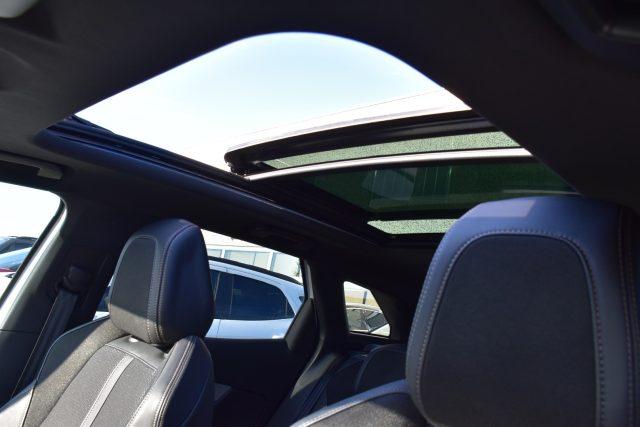 PEUGEOT 3008 BlueHDi 130 S&S EAT8 GT *TETTUCCIO, NAVIGATORE*