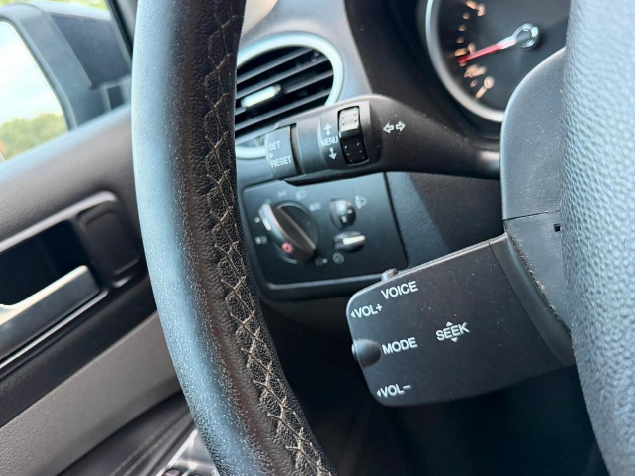 FORD FOCUS 2.0 TITANIUM CAMBIO AUTOMATICO