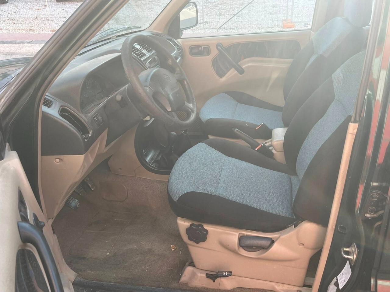 Nissan Terrano II 2.7 Tdi 7 posti