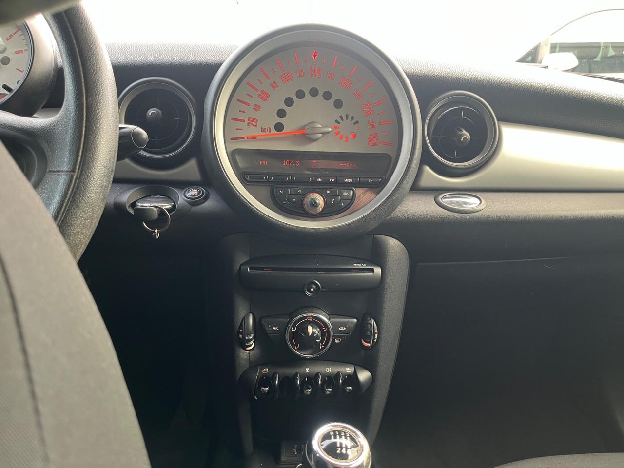 Mini Cooper D 1.6D 110Cv