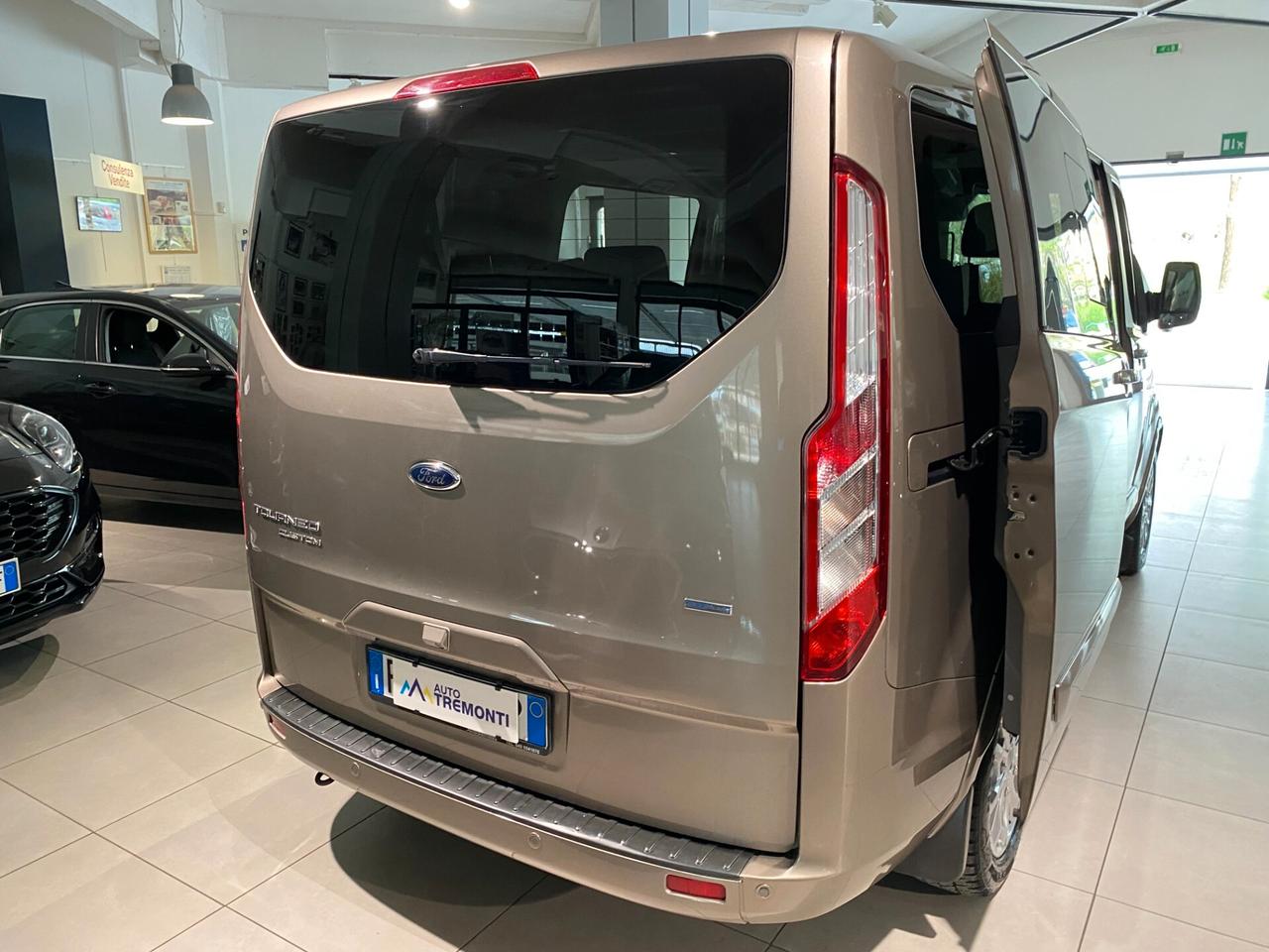 Ford Tourneo Custom 310 2.0 TDCi 130CV PC Titanium